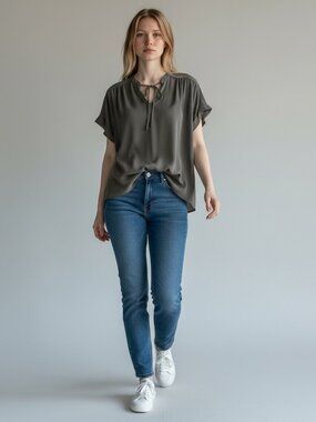 Chaser Tie Front Rolled Cap Sleeve Gray V-Neck Slightly High Low Blouse Medium